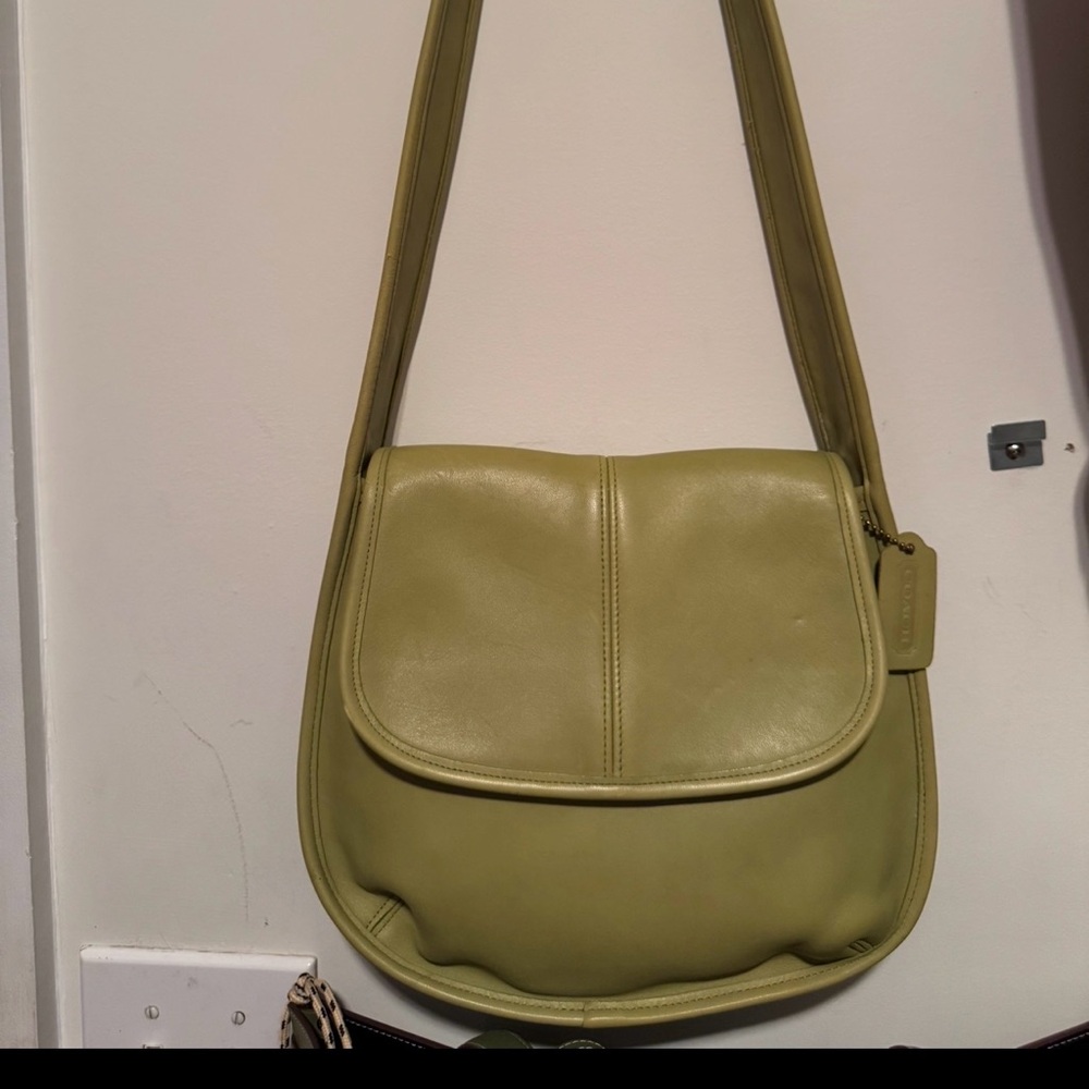 Vintage Coach Ergo Flap Leather Shoulder Bag